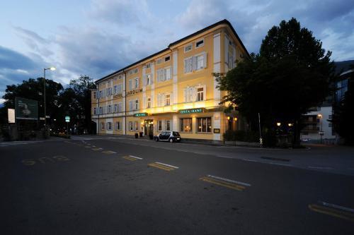ברסאנונה Hotel Jarolim מראה חיצוני תמונה